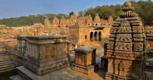temple-28-9-26-3520010